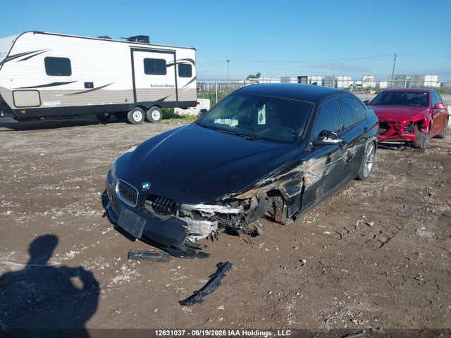 BMW 330i Xdrive 2018 WBA8D9C57JEB35631 Image 2