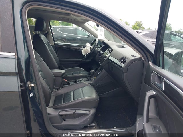 3VV4B7AX3JM112419 Volkswagen Tiguan Sel Premium