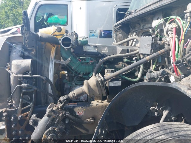 Volvo Vn L 2020 4V4NC9EH3LN241319 Image 10