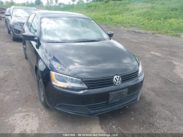 2011 Volkswagen Jetta 2.0l Trendline/2.0l Trendline+ მანქანა იყიდება აუქციონზე, vin: 3VW2K7AJ0BM328812, აუქციონის ნომერი: 12631043