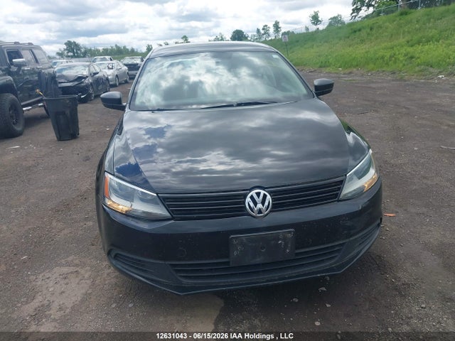 12631043 :رقم المزاد ، 3VW2K7AJ0BM328812 vin ، 2011 Volkswagen Jetta 2.0l Trendline/2.0l Trendline+ مزاد بيع