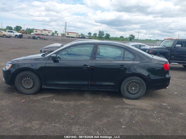 12631043 :رقم المزاد ، 3VW2K7AJ0BM328812 vin ، 2011 Volkswagen Jetta 2.0l Trendline/2.0l Trendline+ مزاد بيع