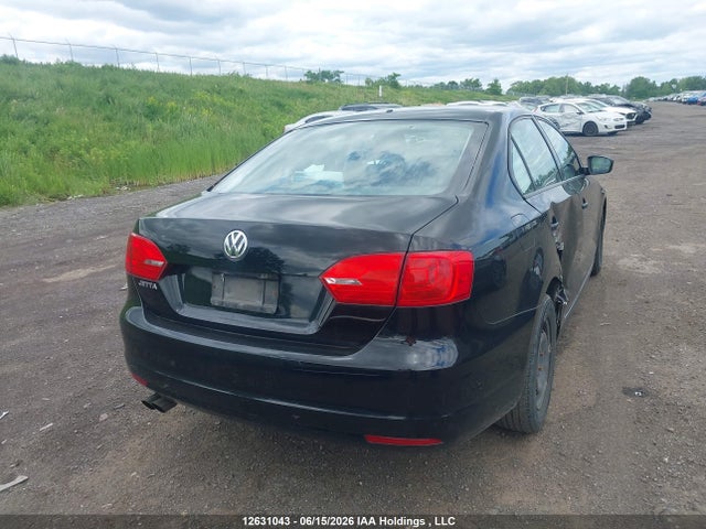 12631043 :رقم المزاد ، 3VW2K7AJ0BM328812 vin ، 2011 Volkswagen Jetta 2.0l Trendline/2.0l Trendline+ مزاد بيع