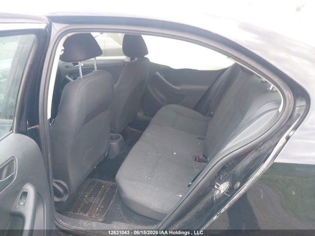 12631043 :رقم المزاد ، 3VW2K7AJ0BM328812 vin ، 2011 Volkswagen Jetta 2.0l Trendline/2.0l Trendline+ مزاد بيع