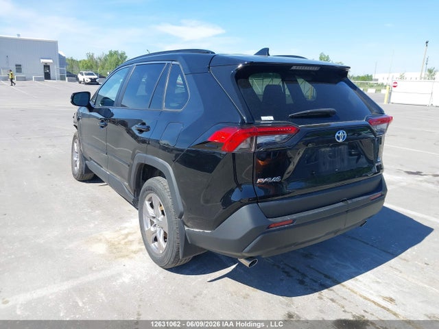 2022 Toyota Rav4 Hybrid Le მანქანა იყიდება აუქციონზე, vin: 2T3BWRFV3NW139301, აუქციონის ნომერი: 12631062