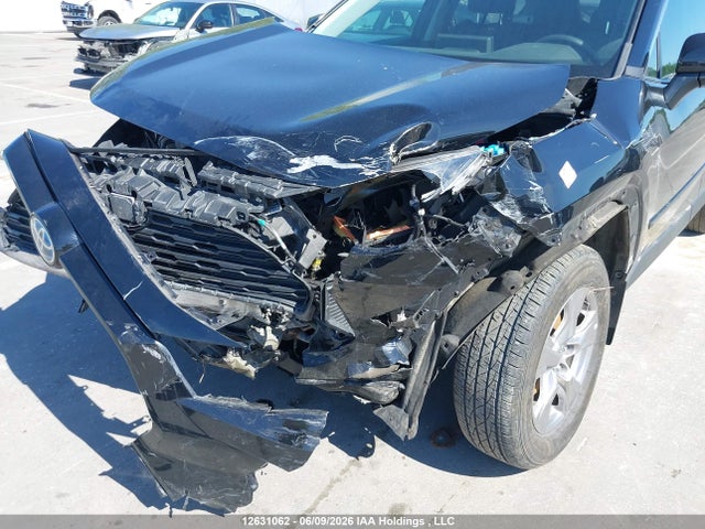 2022 Toyota Rav4 Hybrid Le მანქანა იყიდება აუქციონზე, vin: 2T3BWRFV3NW139301, აუქციონის ნომერი: 12631062