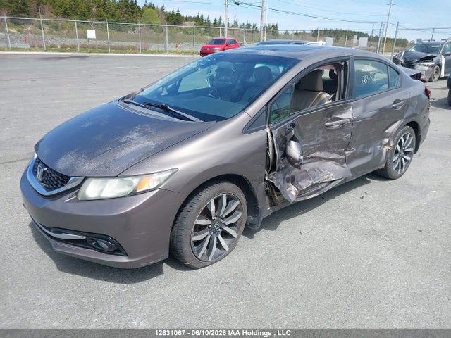 2013 Honda Civic Touring მანქანა იყიდება აუქციონზე, vin: 2HGFB2F74DH002843, აუქციონის ნომერი: 12631067