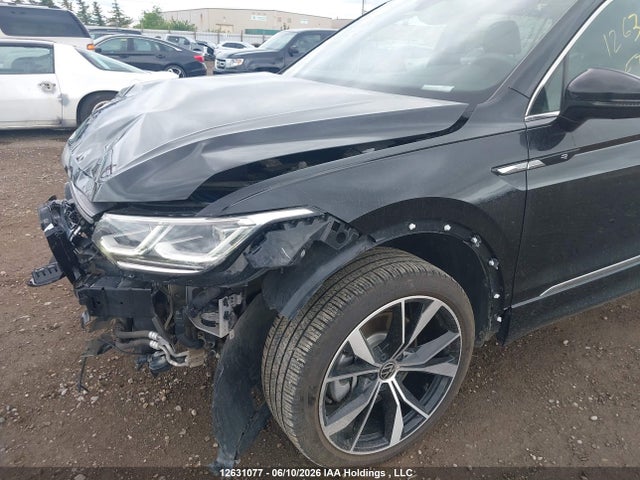 3VV4B7AX6NM132962 Volkswagen Tiguan Highline R-line