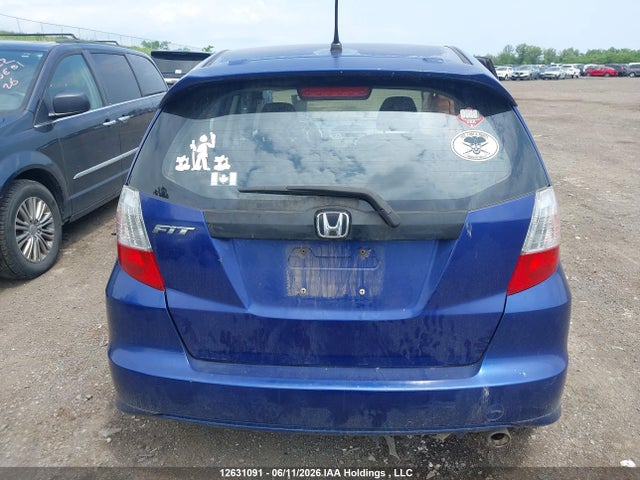 2009 Honda Fit Sport 5dr მანქანა იყიდება აუქციონზე, vin: JHMGE888X9S810955, აუქციონის ნომერი: 12631091