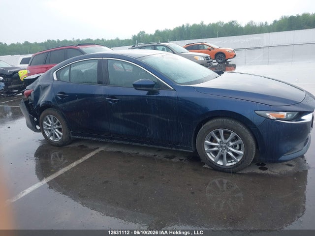 Mazda 3 Preferred 2024 JM1BPACM3R1702135 Image 13