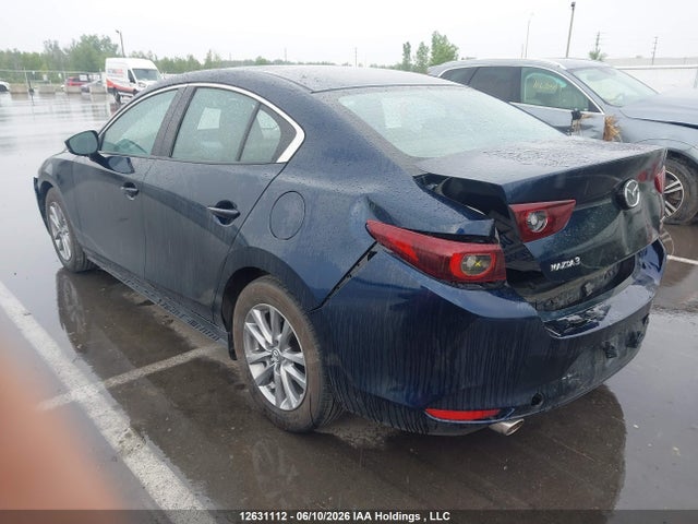 Mazda 3 Preferred 2024 JM1BPACM3R1702135 Image 3