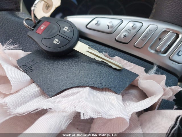 Продажа на аукционе авто 2018 Nissan Versa, vin: 3N1CE2CP3JL362799, номер лота: 12631123