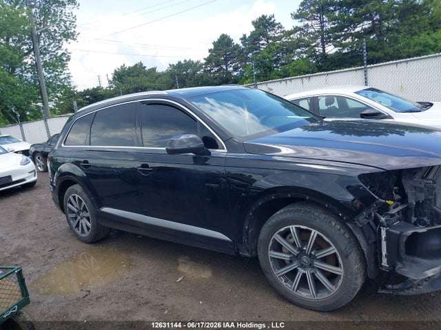 WA1LAAF76HD029988 Audi Q7 Premium Plus