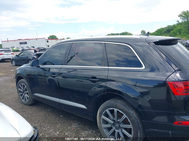 WA1LAAF76HD029988 Audi Q7 Premium Plus