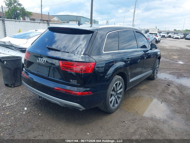 WA1LAAF76HD029988 Audi Q7 Premium Plus