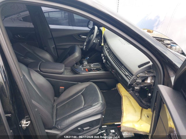 WA1LAAF76HD029988 Audi Q7 Premium Plus
