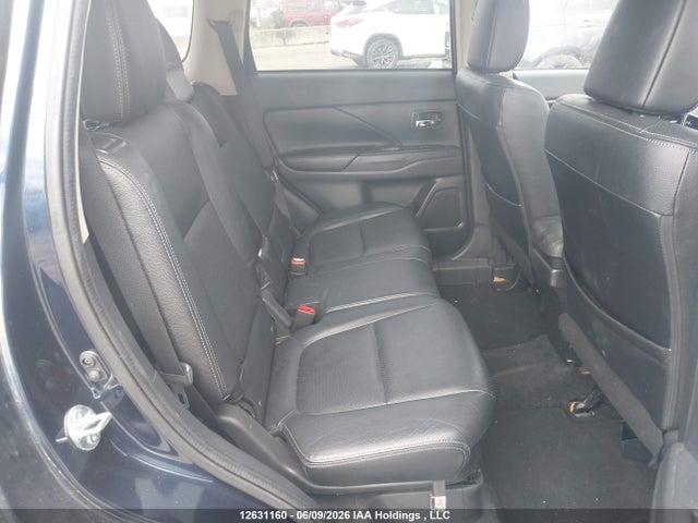 Mitsubishi Outlander Es 2018 JA4AZ2A37JZ613254 Image 8