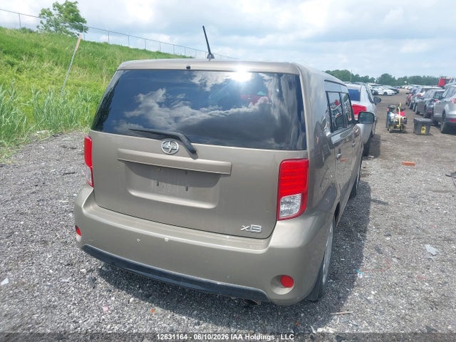 Scion XB 2014 JTLZE4FEXEJ057380 Image 4