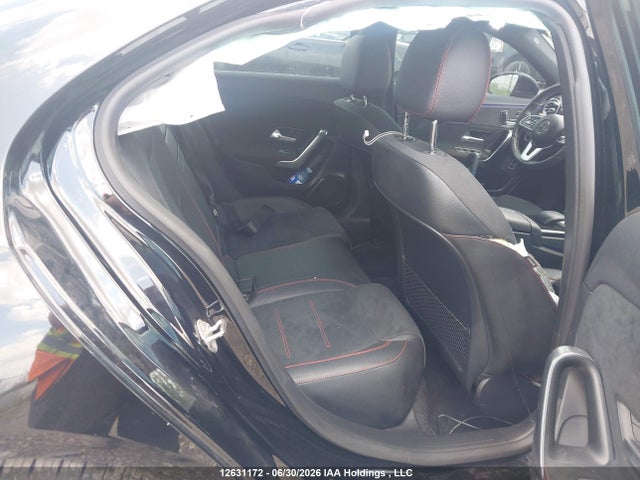 W1K3G4FB5MJ299371 Mercedes-Benz A 220 4matic