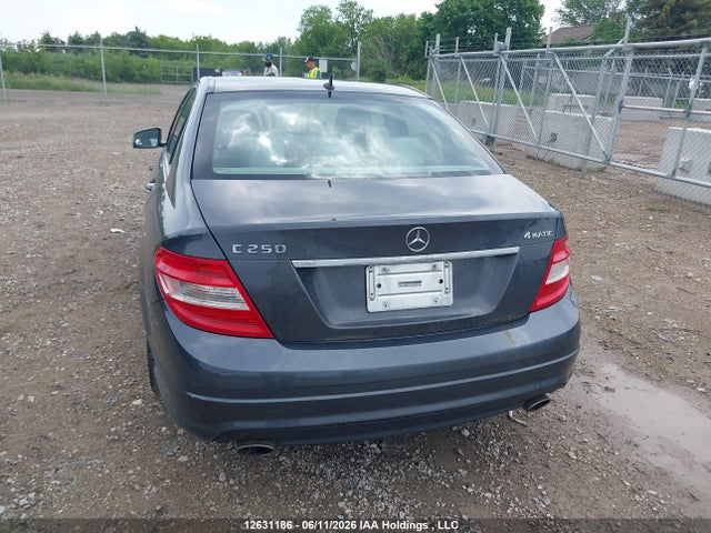 2010 Mercedes-benz C-class მანქანა იყიდება აუქციონზე, vin: WDDGF8FB0AF375962, აუქციონის ნომერი: 12631186