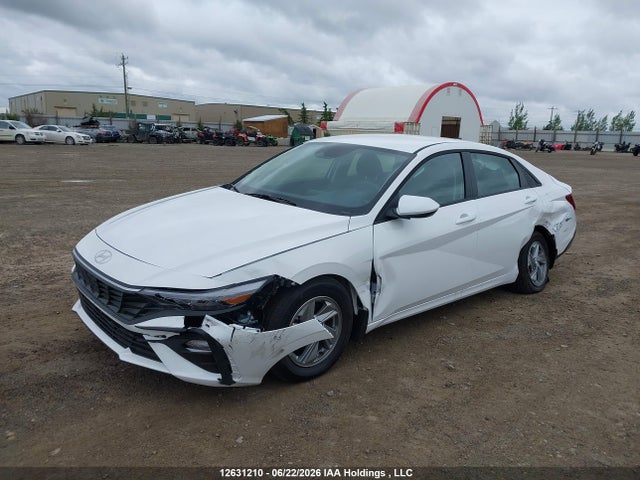 2026 Hyundai Elantra Essential მანქანა იყიდება აუქციონზე, vin: KMHLM4DG4TU143381, აუქციონის ნომერი: 12631210
