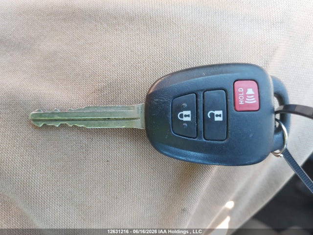 VNKKTUD39FA016297 Toyota Yaris