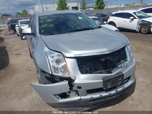12631225 :رقم المزاد ، 3GYFNEE39FS611586 vin ، 2015 Cadillac Srx Luxury Collection مزاد بيع