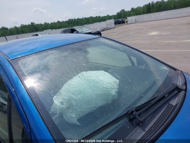 VNKKTUD32GA065472 Toyota Yaris L/le/se