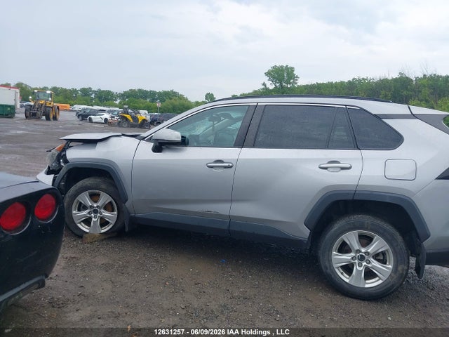 Продажа на аукционе авто 2019 Toyota Rav4 Xle/xle Premium, vin: 2T3R1RFV6KW022689, номер лота: 12631257