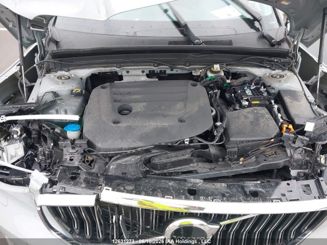 Volvo XC40 2025 YV4L12UJ1S2599570 Image 10