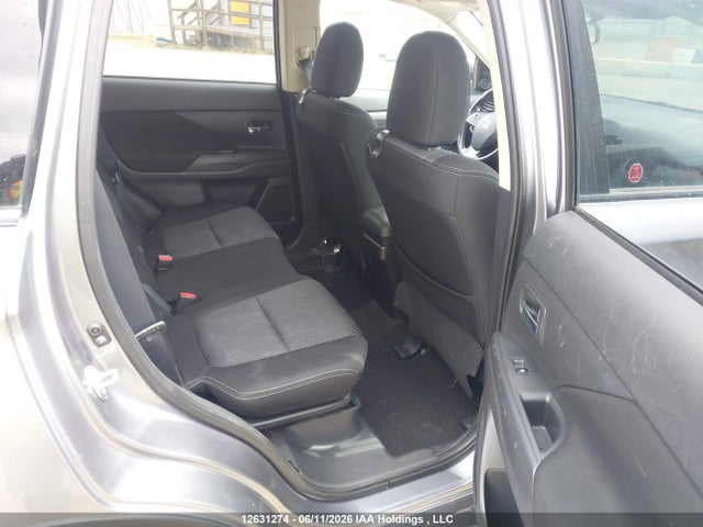 Продаж на аукціоні авто 2016 Mitsubishi Outlander Es, vin: JA4AZ2A31GZ601609, номер лоту: 12631274