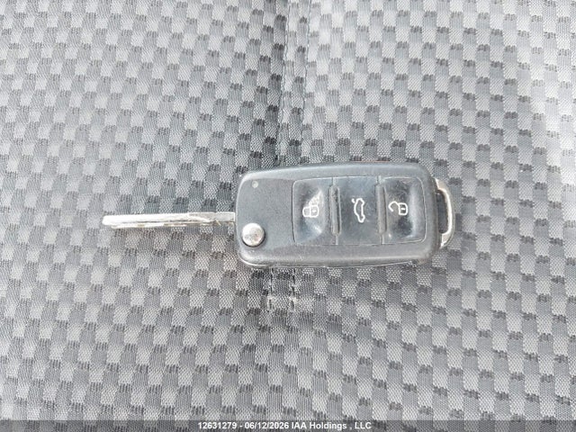 Продажа на аукционе авто 2013 Volkswagen Jetta 2.0l Trendline/2.0l Trendline+, vin: 3VW2K7AJ1DM452686, номер лота: 12631279