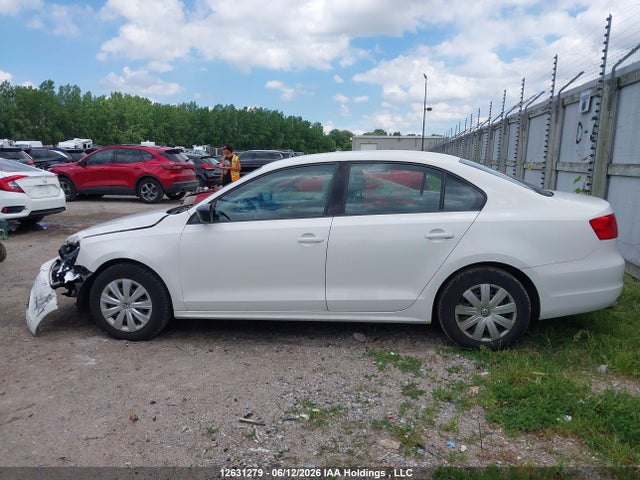 Продажа на аукционе авто 2013 Volkswagen Jetta 2.0l Trendline/2.0l Trendline+, vin: 3VW2K7AJ1DM452686, номер лота: 12631279