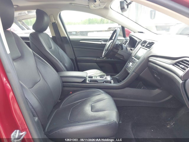 12631303 :رقم المزاد ، 3FA6P0D99HR330994 vin ، 2017 Ford Fusion Titanium مزاد بيع