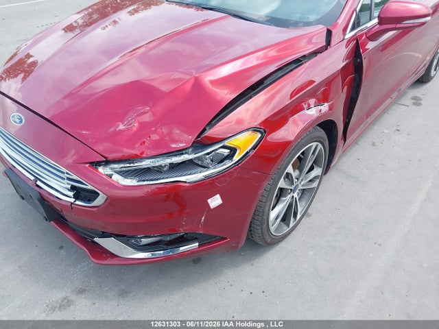 12631303 :رقم المزاد ، 3FA6P0D99HR330994 vin ، 2017 Ford Fusion Titanium مزاد بيع