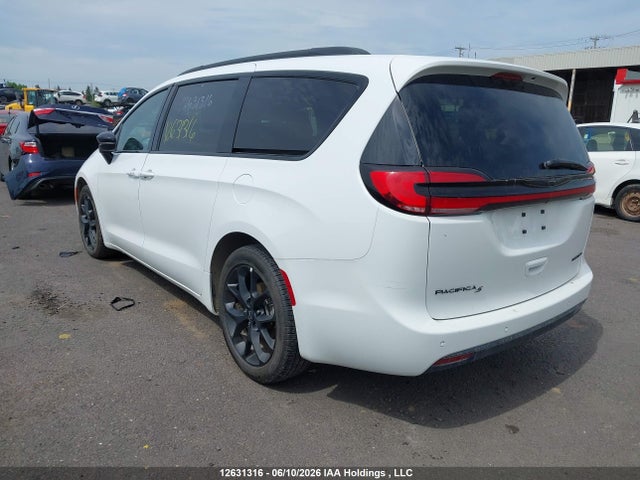 Chrysler Pacifica Limited 2025 2C4RC1GG9SR582048 Image 3