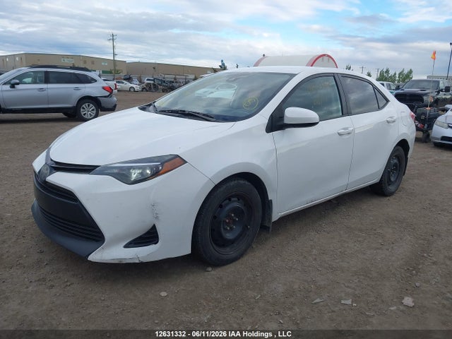 Toyota Corolla 2018 2T1BURHE0JC973677 Image 2