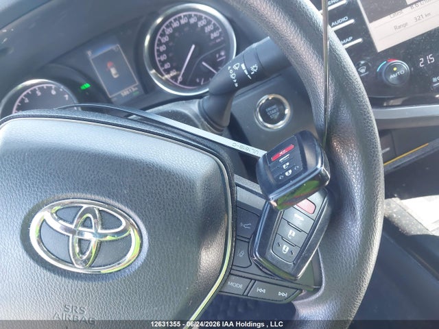 4T1B11HK2KU747401 Toyota CAMRY LE