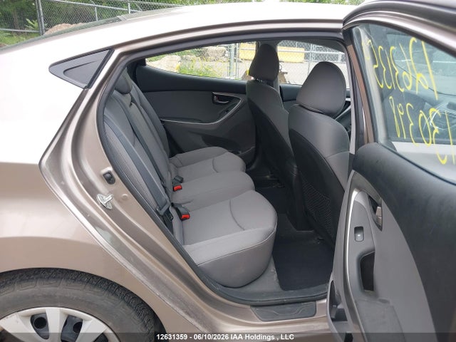 2012 Hyundai Elantra Gls/limited მანქანა იყიდება აუქციონზე, vin: 5NPDH4AE8CH130398, აუქციონის ნომერი: 12631359
