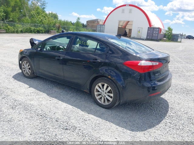 KIA FORTE LX 2016 KNAFX4A63G5490265 Image 3