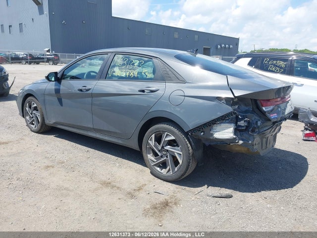 Hyundai Elantra Preferred With Tech Package 2026 KMHLM4DG2TU123789 Image 3