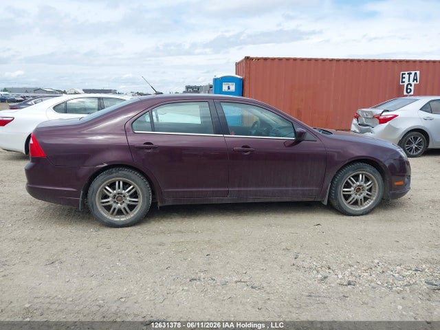 12631378 :رقم المزاد ، 3FAHP0HA1BR169562 vin ، 2011 Ford Fusion Se مزاد بيع