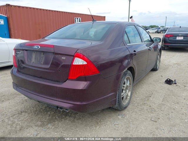12631378 :رقم المزاد ، 3FAHP0HA1BR169562 vin ، 2011 Ford Fusion Se مزاد بيع
