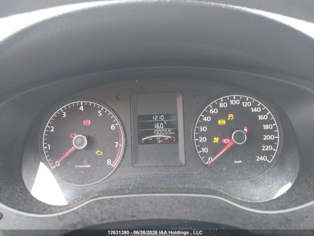 12631390 :رقم المزاد ، 3VW2K7AJ0DM430484 vin ، 2013 Volkswagen Jetta 2.0l Trendline/2.0l Trendline+ مزاد بيع