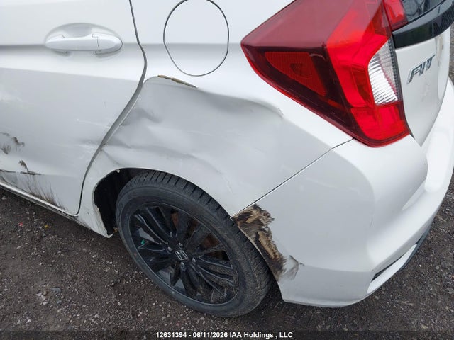 2019 Honda Fit Sport მანქანა იყიდება აუქციონზე, vin: 3HGGK5G6XKM103749, აუქციონის ნომერი: 12631394
