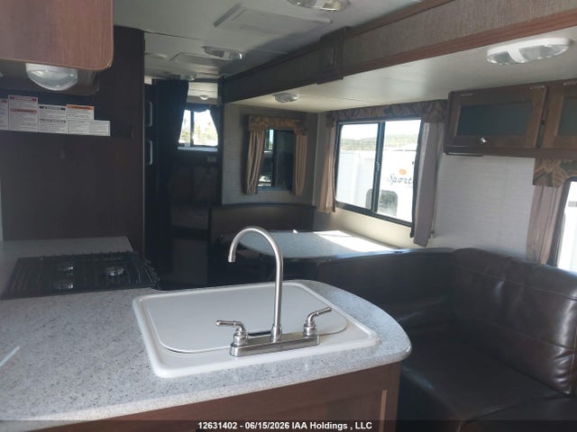Keystone Bullet 2016 4YDT27221GD421000 Image 5