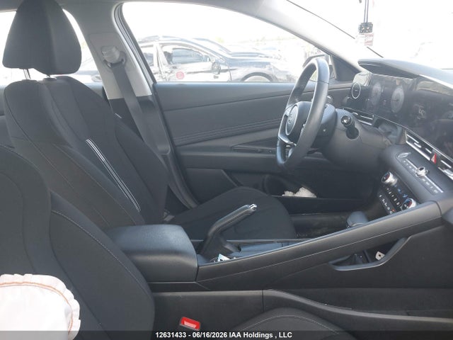 Hyundai Elantra Preferred With Tech Package 2025 KMHLM4DG7SU011200 Image 5