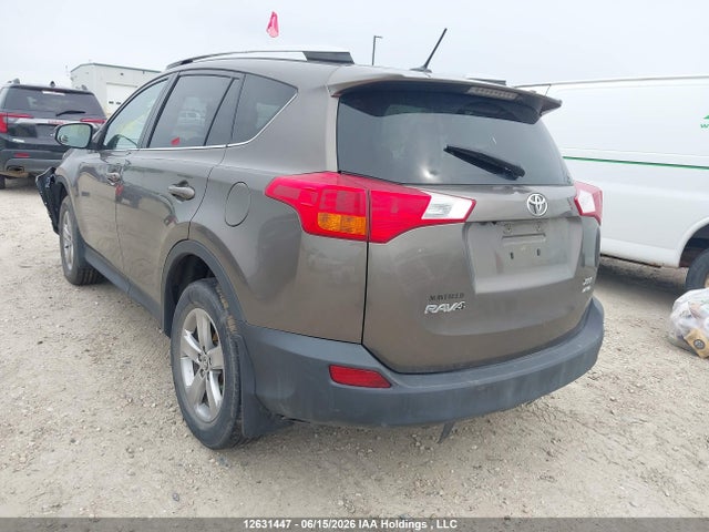 Toyota Rav4 Xle 2015 2T3RFREV1FW364396 Image 3