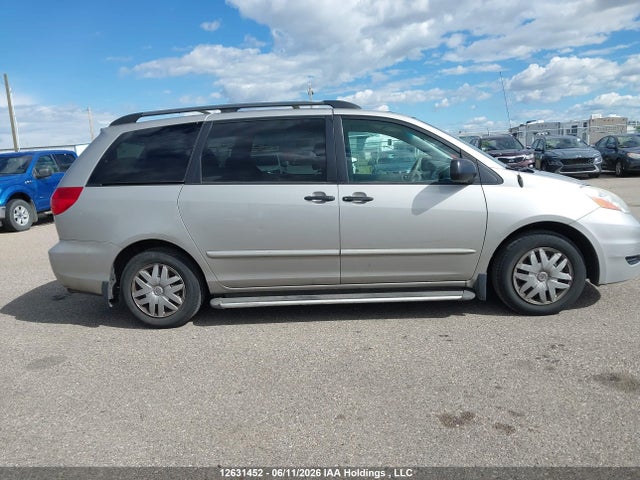 12631452 :رقم المزاد ، 5TDZK29C09S273332 vin ، 2009 Toyota Sienna Ce مزاد بيع