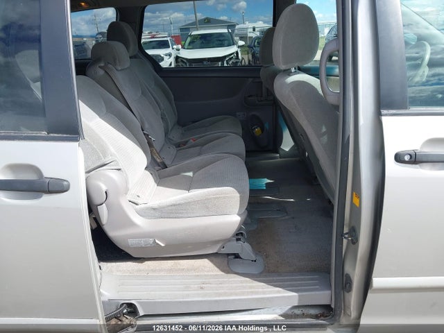 12631452 :رقم المزاد ، 5TDZK29C09S273332 vin ، 2009 Toyota Sienna Ce مزاد بيع